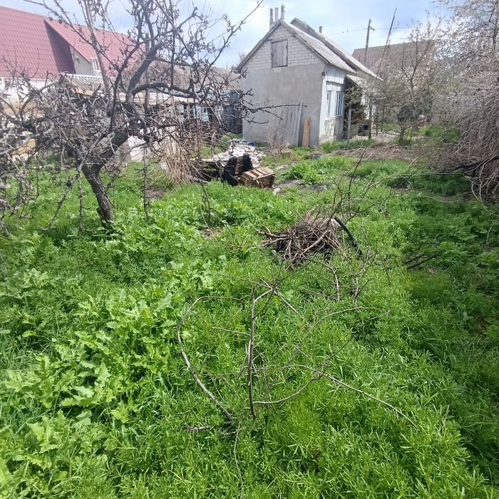 Продаю будинок 6 военна 4 кімнати,