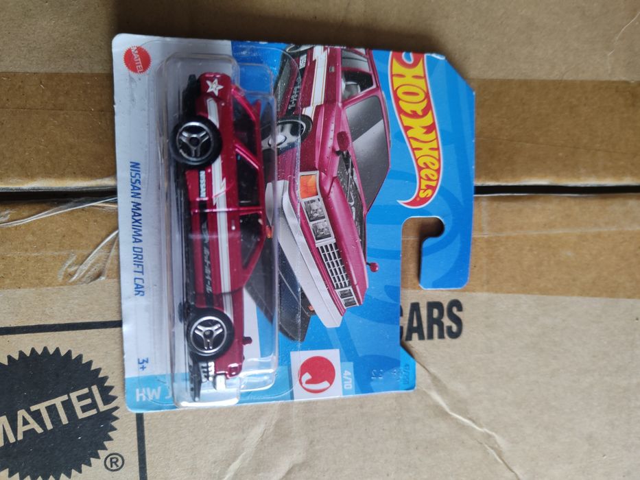 Nissan Maxima drift car hot wheels