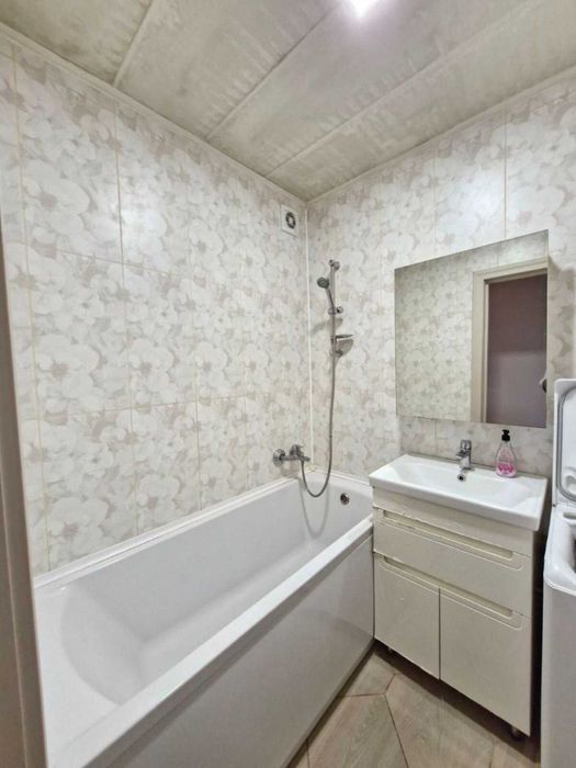 Продается 3-х комнатная квартира, район ЖД Вокзала.