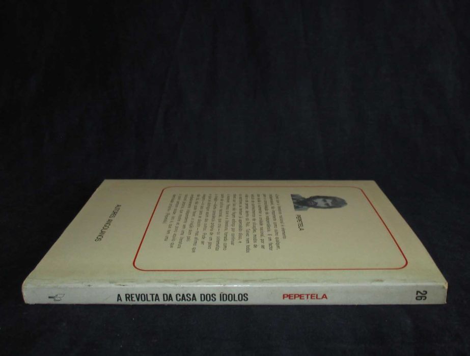 Livro A Revolta da Casa dos Ídolos Pepetela