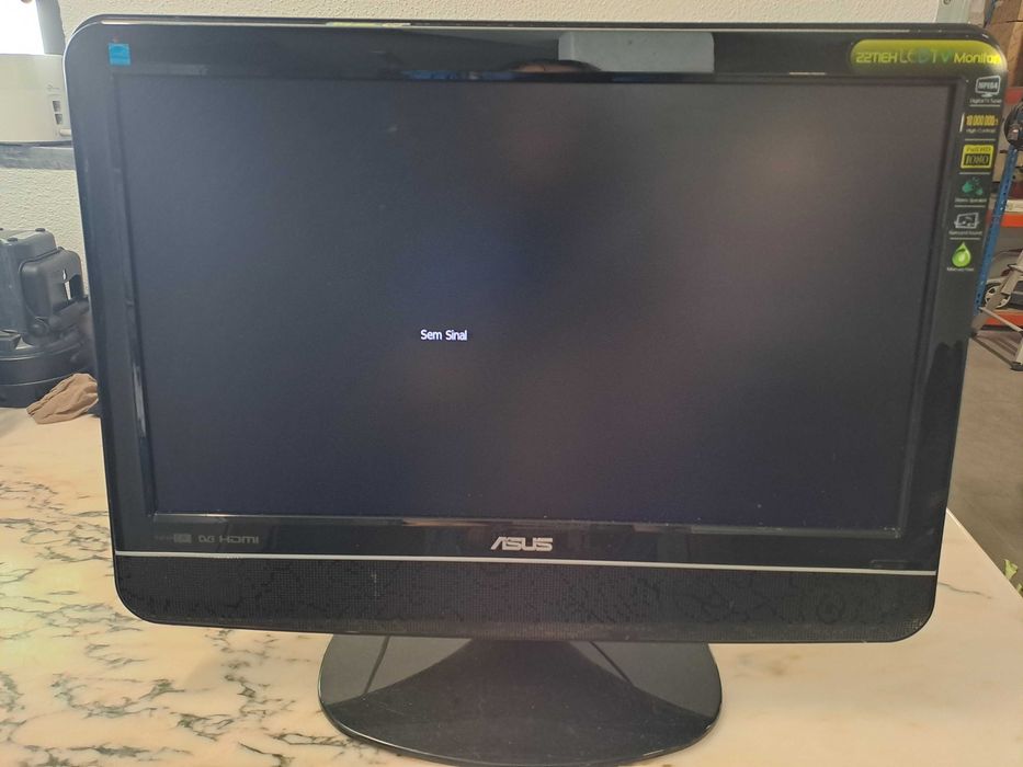 TV e écrans de vários tamanhos