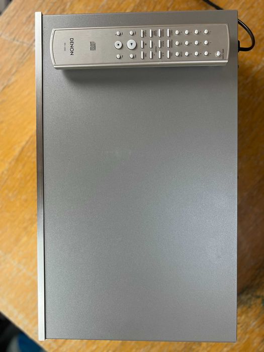 Odtwarzacz CD Denon DCD-700AE srebrny