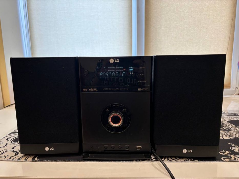 Музичний центр LG XA—U63X