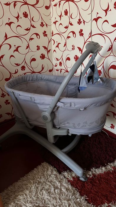 Кроватка-стульчик 5 в 1 Chicco Baby Hug Pro