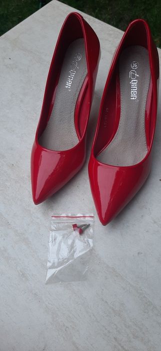 Buty damskie czerwone