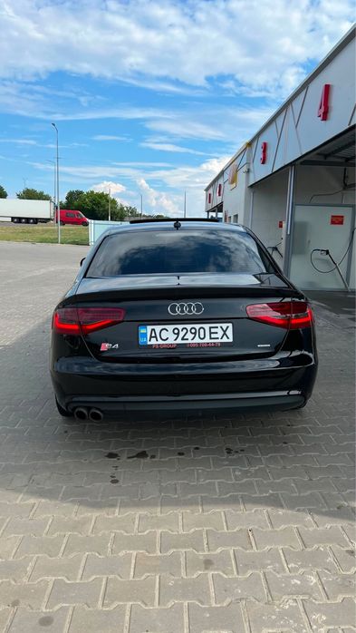 Audi A4 2012 VIN WAUBFAFL5DN031751 фото оголошення 2 з 15