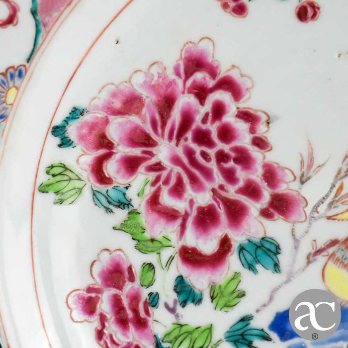 Prato em porcelana da china, Dinastia Qing, período Qianlong, séc. XVIII