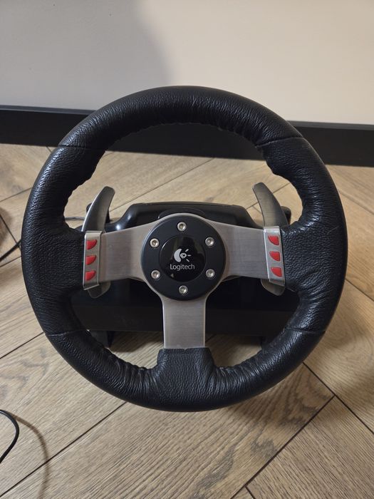 Zestaw Logitech g27 kierownica pedały shifter