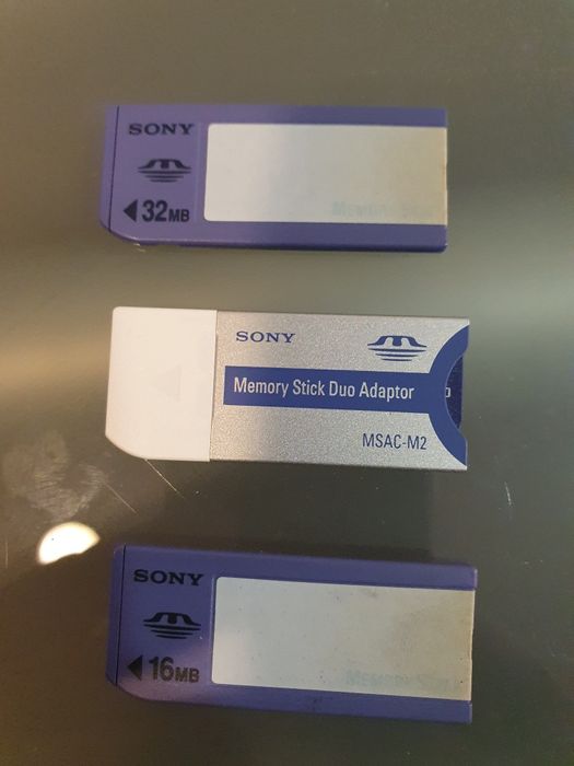 Máquina fotográfica digital64741247204994121