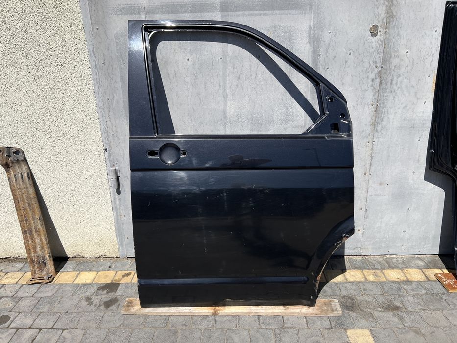 Передня права дверка передні праві двері VW T5 Т5 Т-5 Transporter