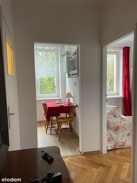 Jasne 2 pokoje, oddzielna kuchnia, 45 m², Górny Mokotów, ul. Wiktorska