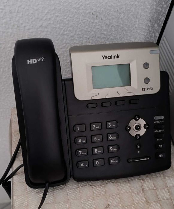 Telefone YEALINK SIP-T21P E2.