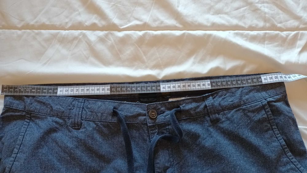 Calções em azul escuro