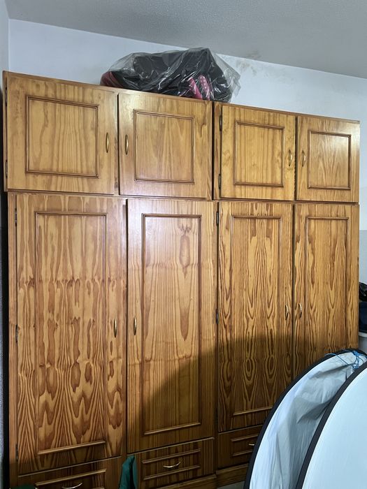 Vendo armário em bom estado conservação