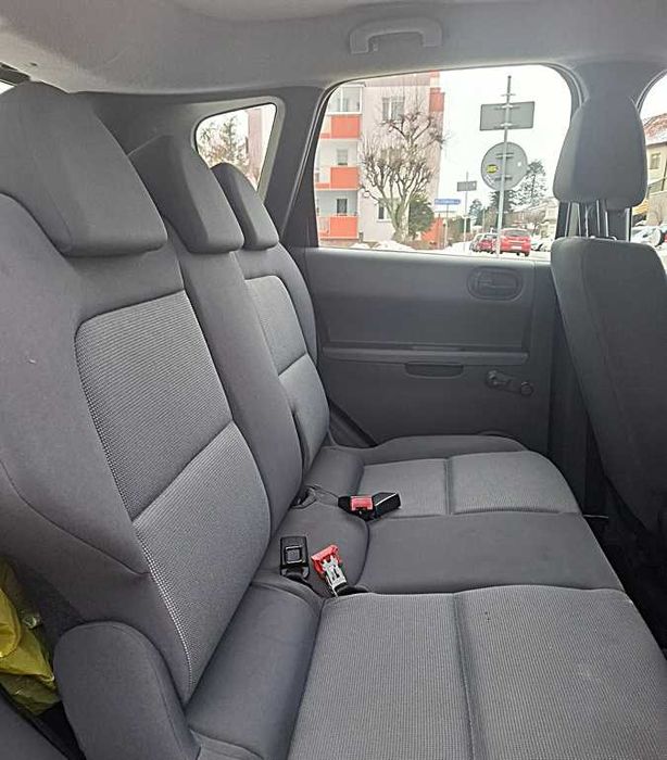 Mitsubishi Colt 1.3 Benzyna, Przeb 140 tyś .km, 2 kpl. kół Wzorowy