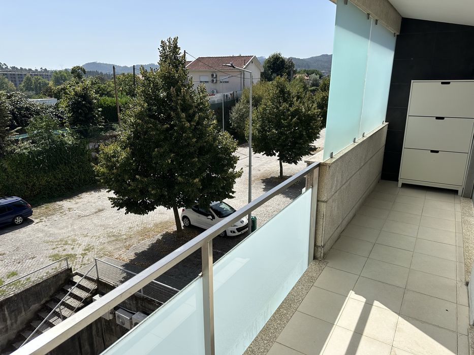 Apartamento T2 para arrendamento - Caldelas