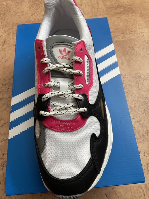 Adidas Falcon nowe w pudełku