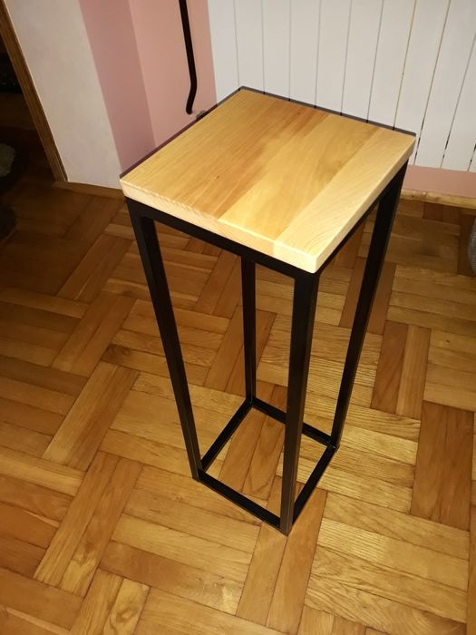 Kwietniki stojaki pozos