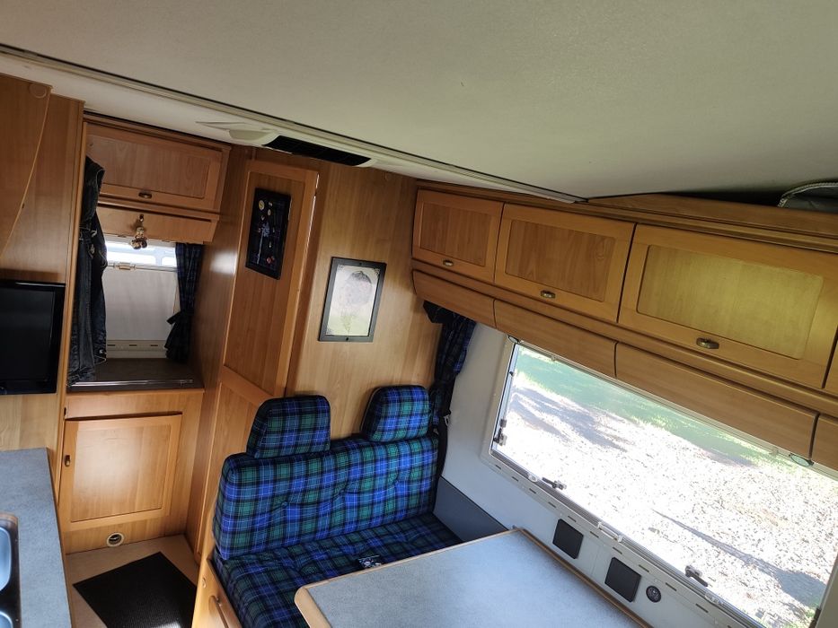 Fiat Ducato-Hymer kamper, doinwestowany