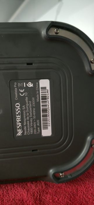 Maquina café nespresso Creatista Pro