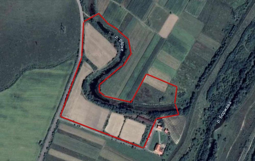 Продається озеро з земельною ділянкою