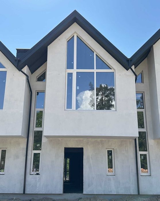 Цегляний новий таунхаус, автономне газове опалення. Дмитро