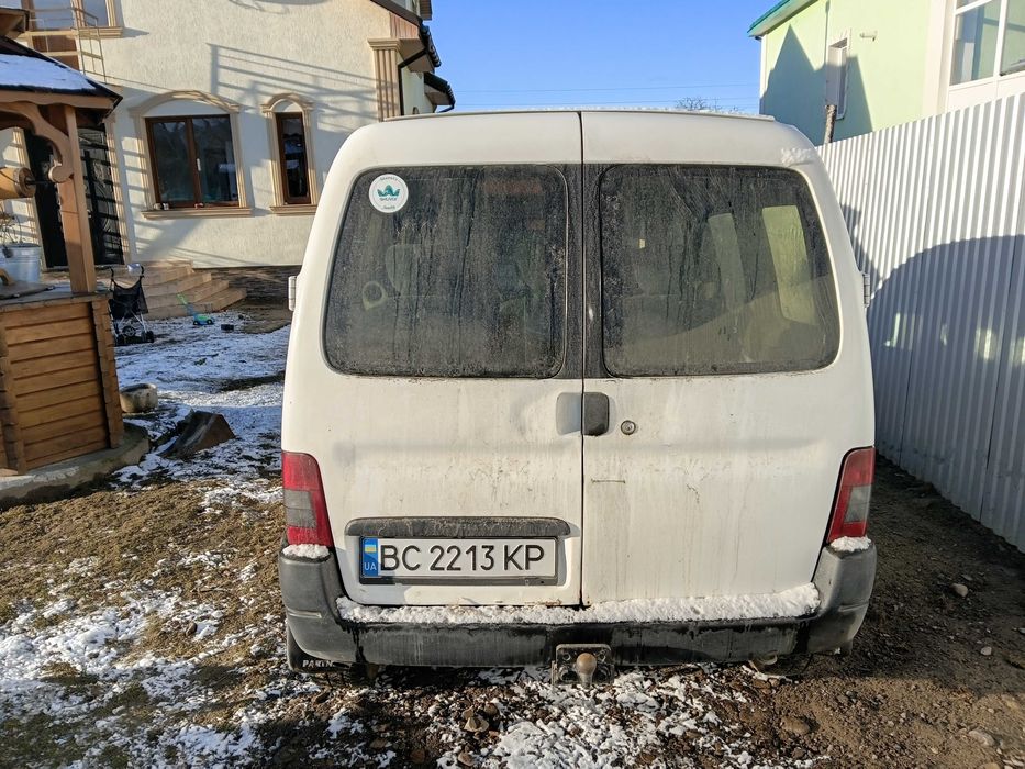 Пежо партнер пасажир 2,0 дізель