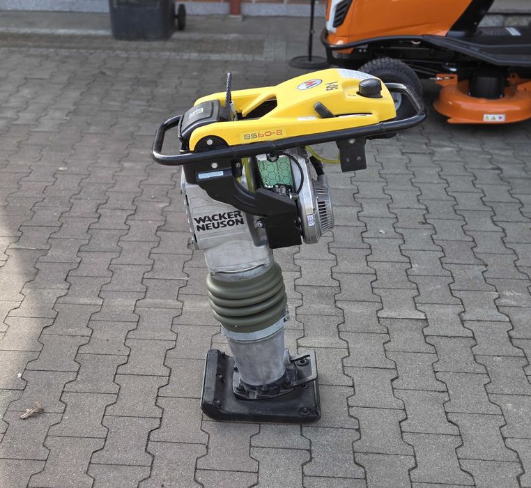 Ubijak Skoczek Zagęszczarka Wacker Neuson BS60-2 Husqvarna Bomag Belle
