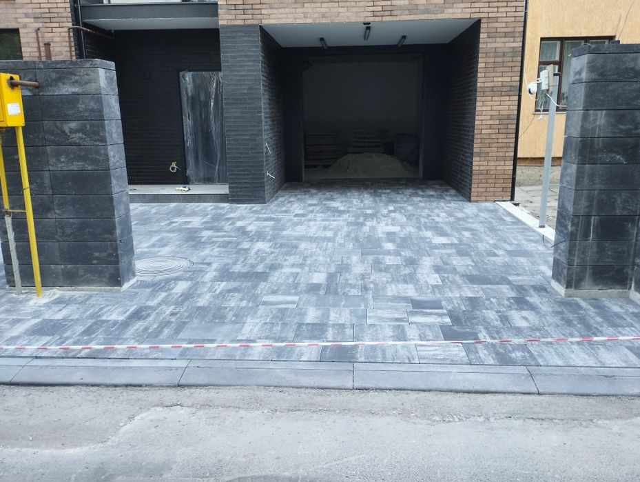 Укладання бруківки