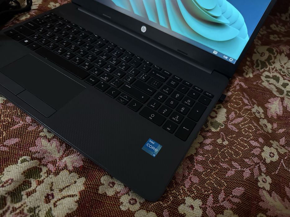 Ноутбук HP 15 | Intel Core i3-1115G4 | 8 ГБ RAM | SSD 256 ГБ | Ідеальний стан