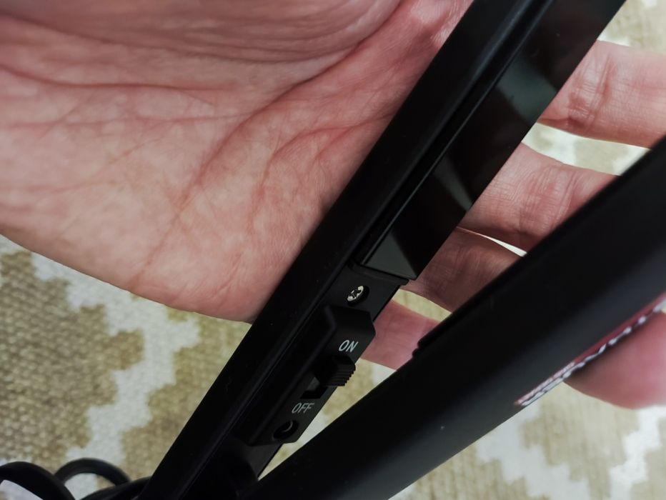 Mini prancha de cabelo para viagem marca Sthauer
