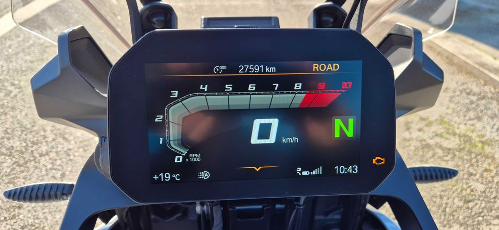 Mota BMW F 750 GS - Toda Equipada