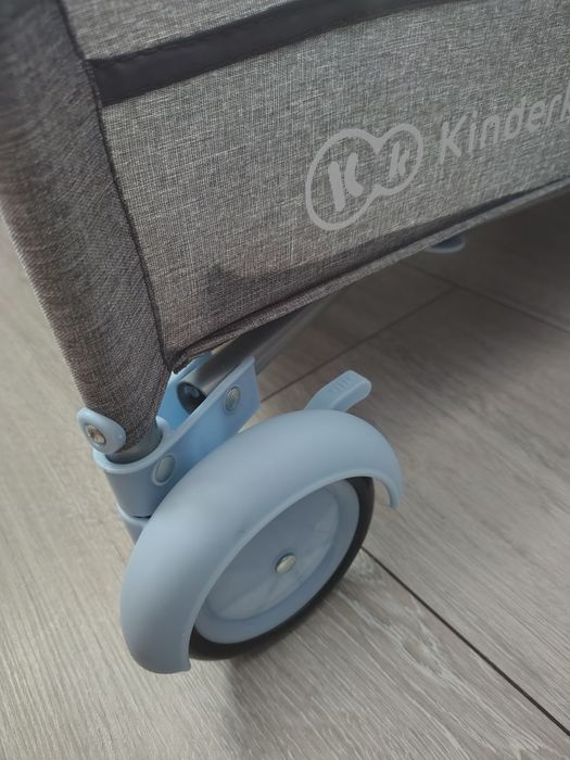 Łóżeczko turystyczne KinderKraft 120x60 błyskawicznie rozkładane + moskitiera
