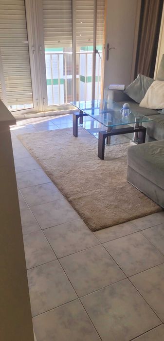 Vende-se T2  (3 assoalhadas) em Massamá