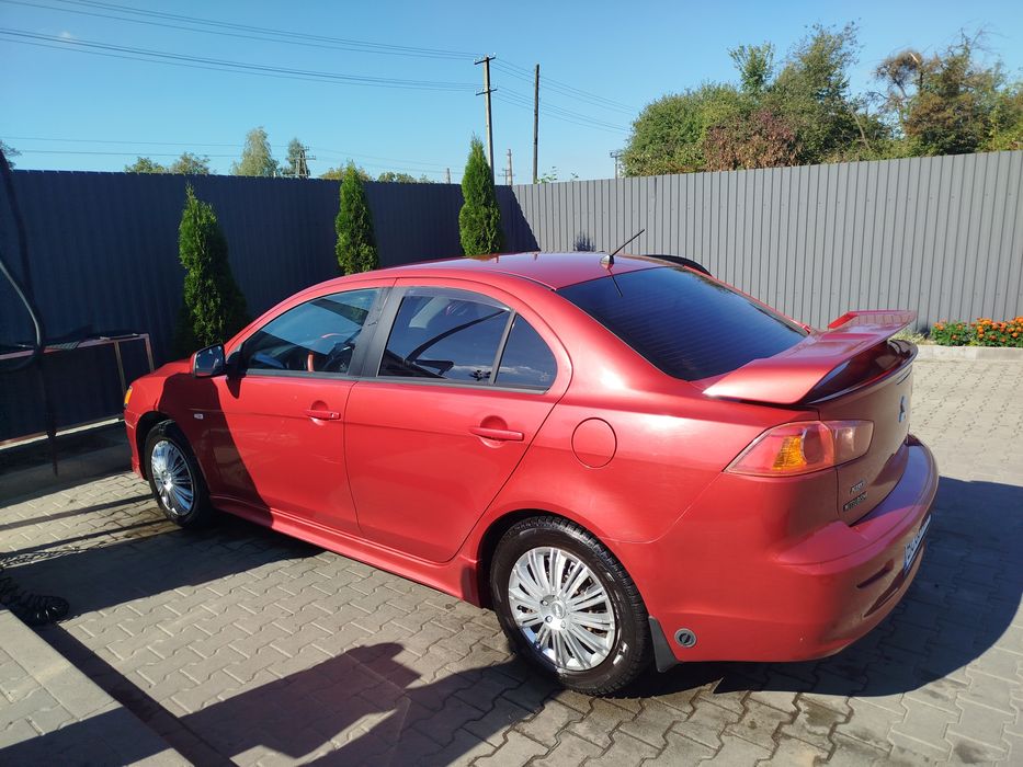 Мітсубісі лансер 10