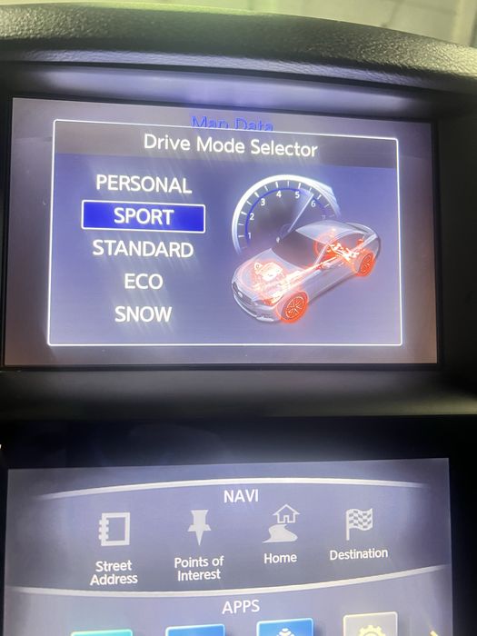 Infiniti Q50 3.5hydrid кращий седан в класі на найкращому двигуні