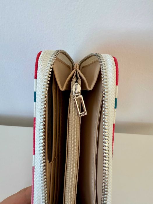 Carteira GUESS Multicor Nova // Wallet GUESS Multicolor New