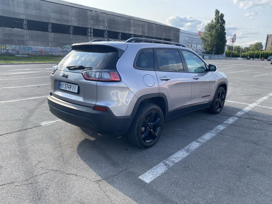 Jeep cheeroke джип чироки