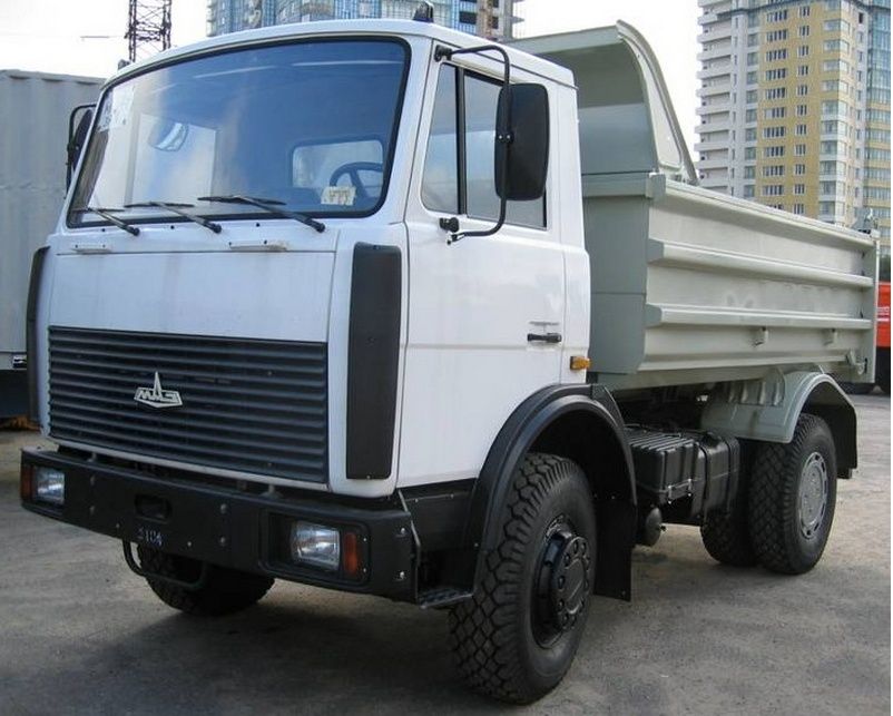 Доставляем любые стройматериалы. В наличии есть всё. Вывозим мусор.