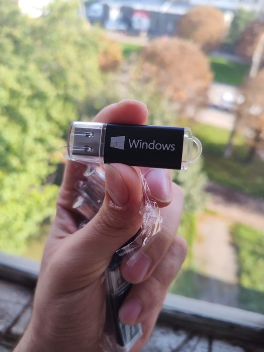 Роспродаж !!! Windows 10 Pro- Home x64. Чистая оригинальная