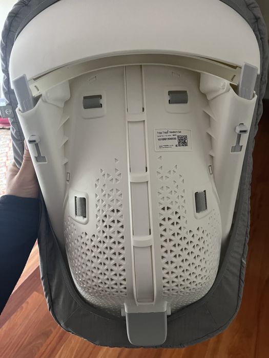 Esperguiçadeira para cadeira Stokke