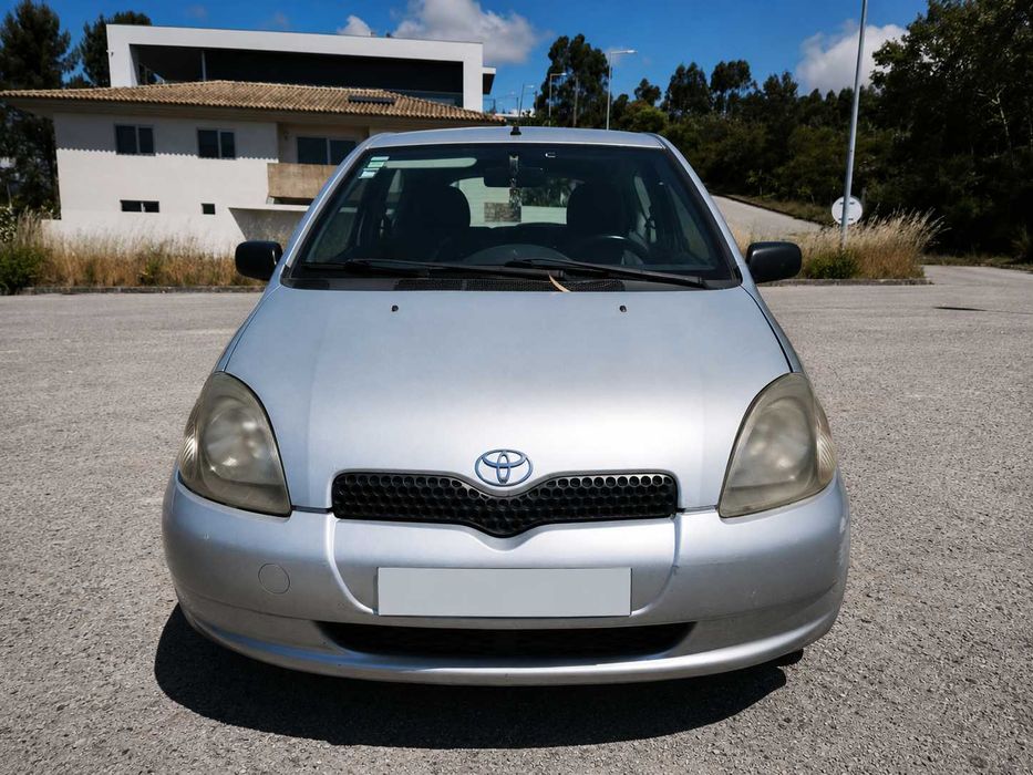 Vendo Toyota Yaris 2002