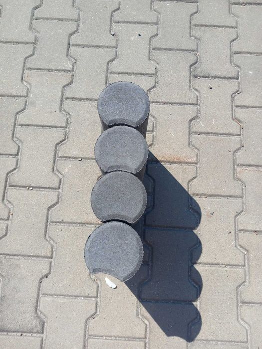 PROMOCJA. Palisada betonowa 30cm fi 10cm  GRAFITOWA gat 1. 10,5szt/metr.