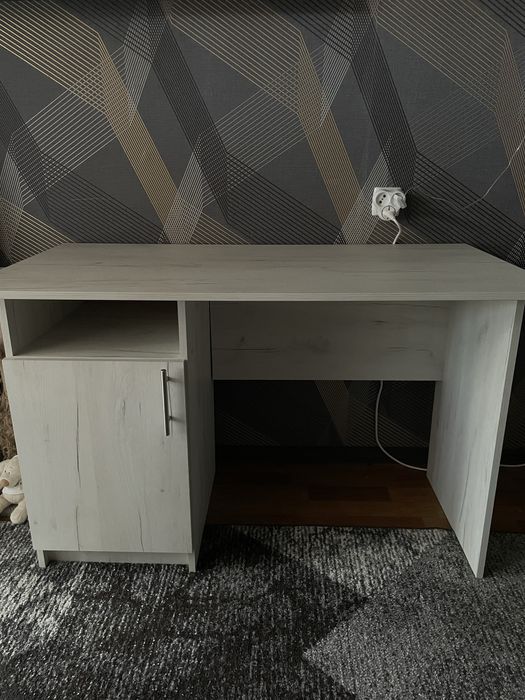 Стіл письмовий дуб крафт білий