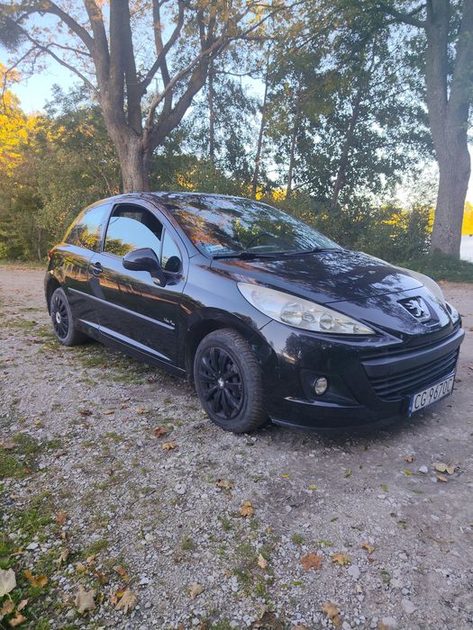 Peugeot 207 benzyna