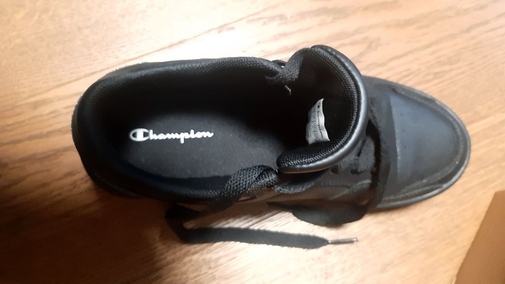 Adidasy Champion 40
