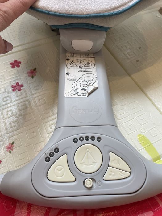 Крісло-гойдалка Ingenuity ConvertMe, дитячий шезлонг