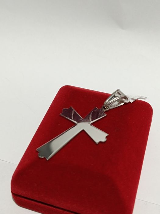 Srebrny wisiorek krzyż, srebro próby 925