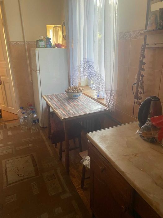 Підселення в окрему кімнату в приватному будинку вул Варшавська-Вишнева.