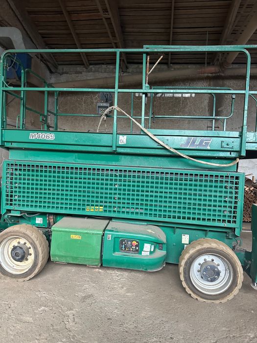 Вишка підйомник JLG 4069 LE